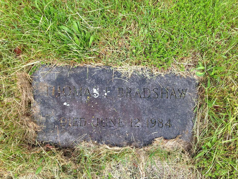 Thomas Bradshaw - gravestone